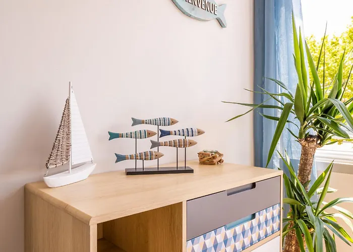 L'escale De La アパート